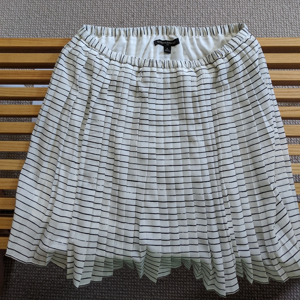 NWOT Banana Republic striped mini skirt sz S